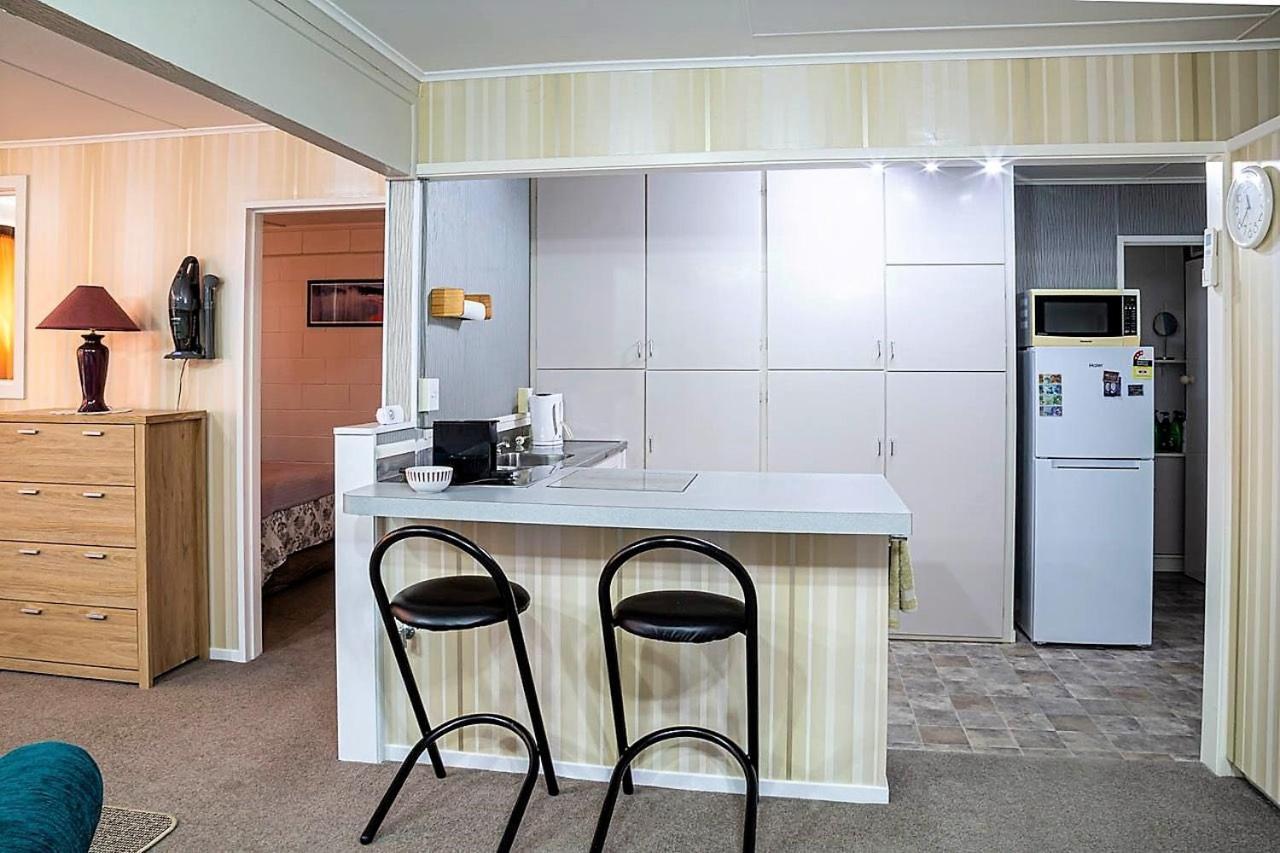 Park View 'Home Away From Home' Feilding Exterior foto